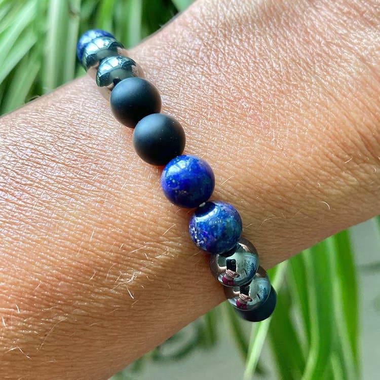 Kristallpunkten Onyx Svart, Hematit, Lapis Lazuli 8mm pärlor Armband 'Större Handled'