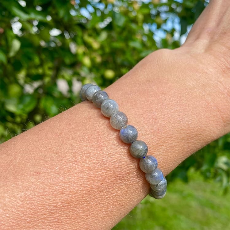 Kristallpunkten Labradorit 8mm pärlor Armband