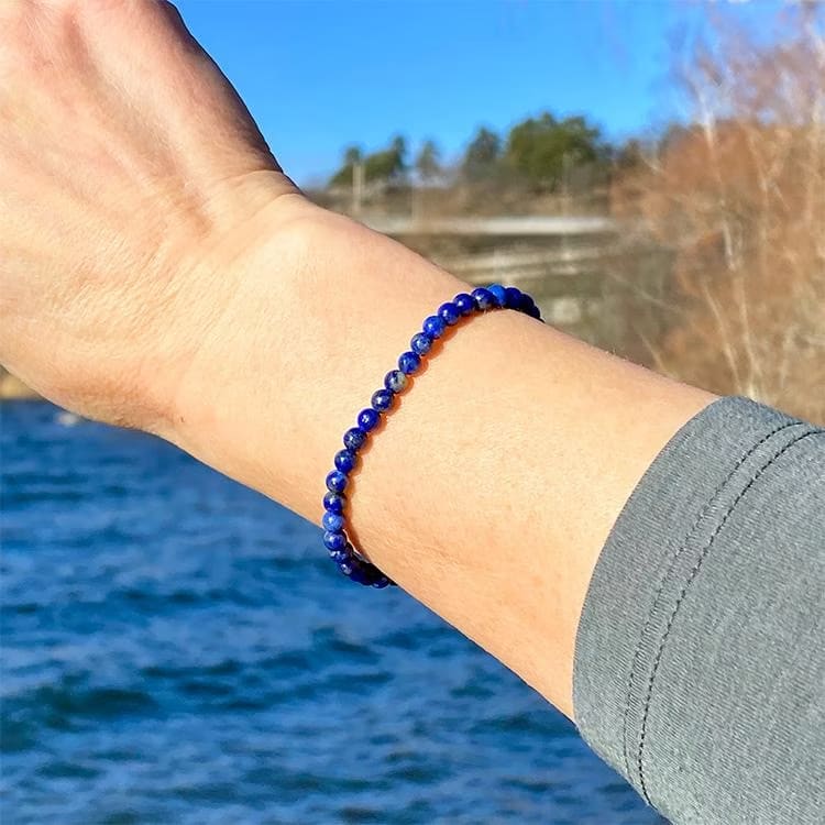 Kristallpunkten Lapis Lazuli 4mm pärlor Armband