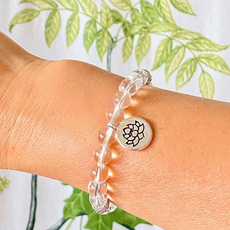 Kristallpunkten Bergkristall (Lotus) 8mm pärlor Armband
