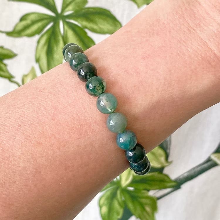 Kristallpunkten Mossagat 8mm pärlor Armband