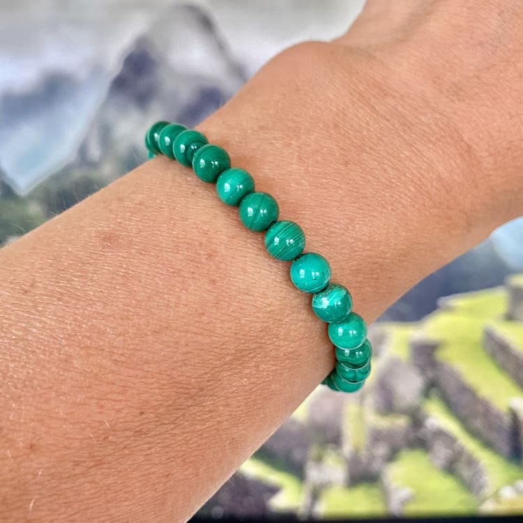 Kristallpunkten Malakit 6mm pärlor Armband