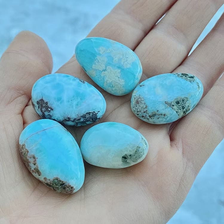 Kristallpunkten Larimar AA Hängsmycke (Droppe)