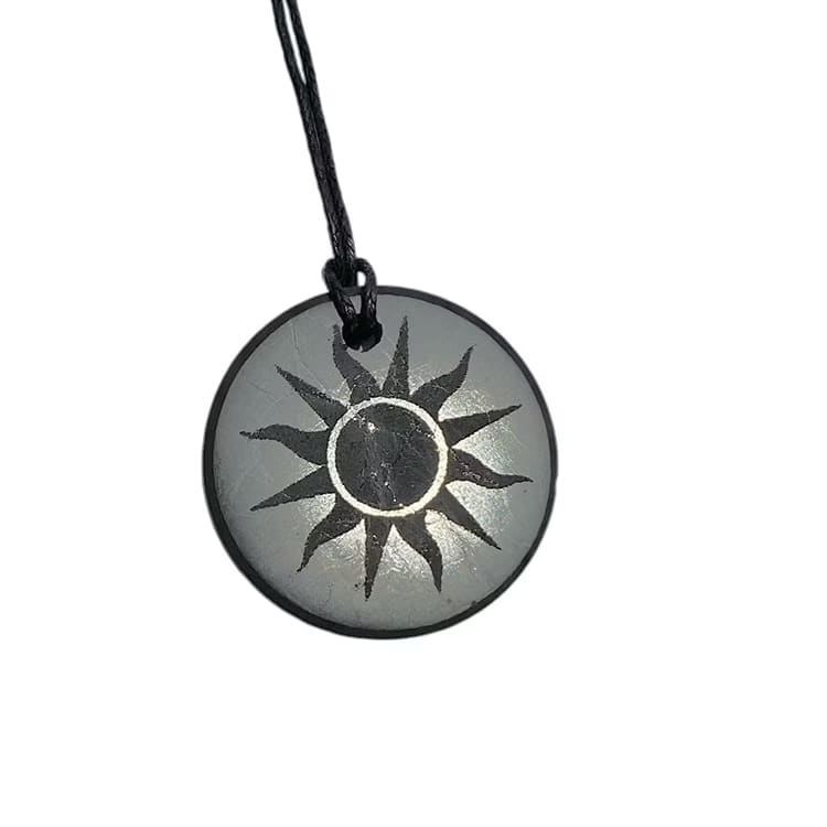 Kristallpunkten Shungit Amulett SOL 3cm